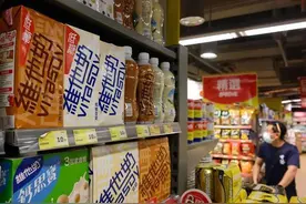 港媒：维他奶公司收集员工及家属数据，反对派组织渲染与“刺警案”有关图片