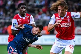 上游观察 | 梅西法甲首秀遭遇功夫伺候，要想活着打完全场未来的路还长图片