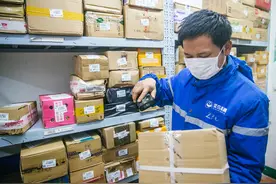 6家快递公司宣布派费上涨 快递员有望每月涨薪500元 价格战会缓和吗？图片