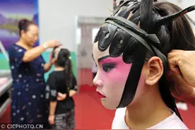 河北青县：传承非遗“哈哈腔”图片