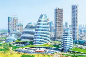 武汉经开区二次创业“定军山”图片