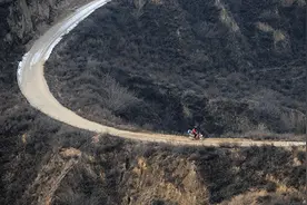 这个中部“边缘”小县城靠财政转移支付存活，该“撤”还是该“并”？图片