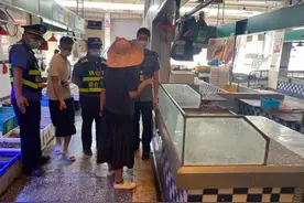 严查非法收集潲水行为！广州增城永宁街开展垃圾分类专项执法行动，打击地沟油产业链图片