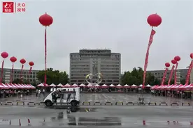 视频｜秋雨绵绵，菏泽学院迎来首批2021级新生图片