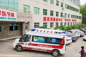 齐鲁医典｜30岁男子突发心梗，血栓抽吸成功避免“放支架”图片