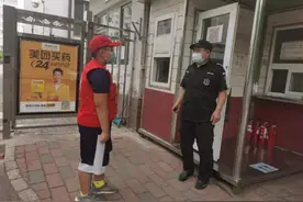“有我在，就不会给病毒可乘之机”，小记者对话小区“守门员”图片