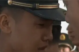 “我想当一辈子兵！”离开那天，他们哭成了泪人……图片