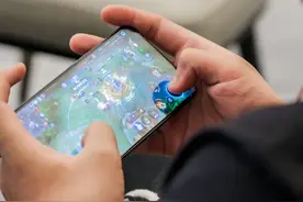 早资道 | 王者荣耀未成年人每周限玩3小时；巨人教育宣布倒闭图片