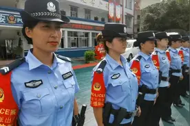 飒！实拍中老边境首支女子巡逻防控队视频封面