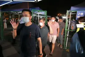 0点，上海松江有庐公寓解封了图片