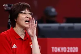 郎平宣布卸任中国女排主教练：任务终于完成了图片