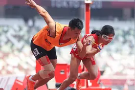 全球连线 | 盲人领跑员徐冬林：我的使命就是让她勇敢奔跑图片