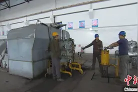 提前入冬 内蒙古额尔古纳正式开启长达9个月的供暖季图片