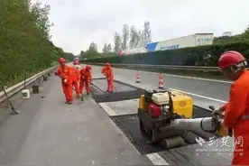 为期3个月 京港澳高速湖北孝感段养护施工启动图片