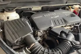 记者探访济南二手车交易首日“跨省通办”两小时即可完成换牌图片