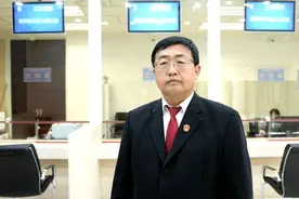 钟恩：用心做实事 用爱传真情图片