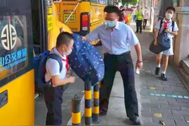 中山公交护航“开学季”，开通近70条校园定制公交线路图片