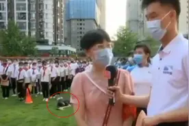 马上评｜开学典礼晕倒“无人扶”？是什么让孩子犯难图片
