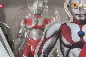 你买的奥特曼可能是假的！上海警方查获400万元假玩具图片