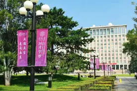 辽宁抚顺双胞胎不同渠道同上清华图片