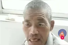 善有善报！乞讨老汉将桃回赠好心人引关注，家人据此找到走失两月的他图片