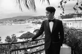 秋天出街怎么穿？朱一龙给了我们答案图片