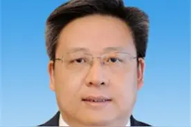 吴新明任江苏南通市代市长图片