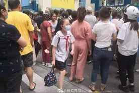 上海接送孩子放学钟点工走俏图片