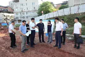 林涛带队调研“五大攻坚工程”旧改项目进展及鸡村内涝等相关情况图片