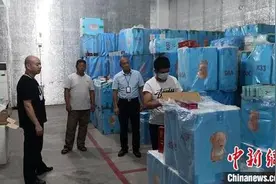 浙江衢州查获案值超三千万元特大假私烟案图片