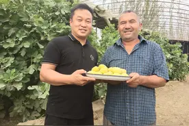 农户水果销售难 社区牵线畅销路图片