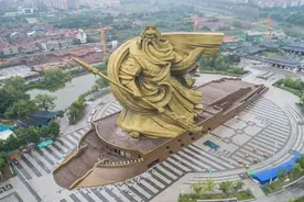 天目有话说湖北荆州斥巨资搬迁关公像 地方做大文旅产业不能贪大求高图片