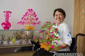 指尖上的棕编艺术图片