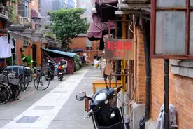 改衣店的边角料都是古驰阿玛尼，上海静安别墅里，藏着怎样一个“江湖”？图片