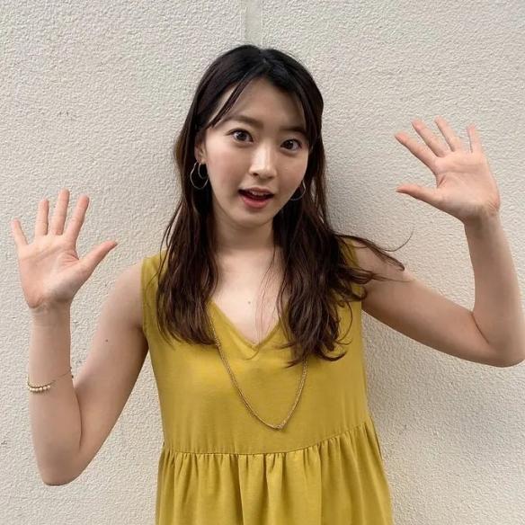 泳装下的身材无敌！《泰迦奥特曼》女主吉永亚由里美照