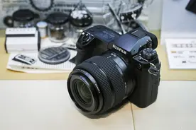 更小巧还带6.5档机身防抖 富士GFX50S II中画幅上手图片