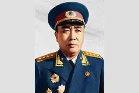 【党史故事天天读】谭政：文韬武略建功勋图片