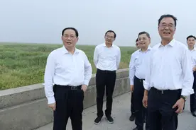 高起点高标准高品质！李强在崇明横沙岛调研上海现代农业产业园规划建设图片