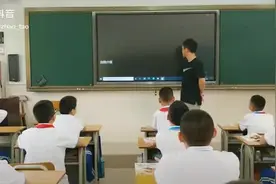 这位美术老师“火”出圈，他来自甘肃张掖图片