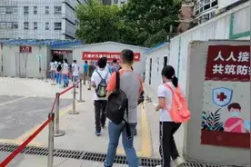 抗疫第一线图片