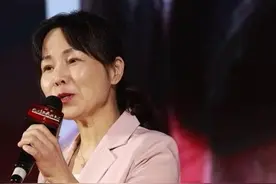 倪敏 《把论文写在祖国的大地上》视频封面