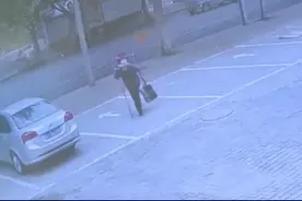 “这一摔，值了”图片