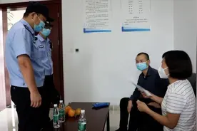 陕西女子离家13年，人脸识别后民警助其回家视频封面