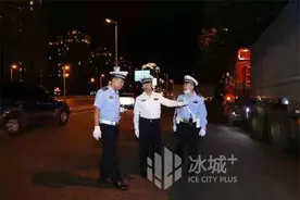 哈市交警严查大货车农用车等交通违法图片