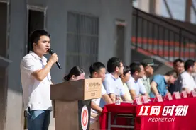 组图丨株洲市二中教育集团：凝聚青春信念 新生军训迎开学图片