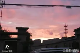 夕阳下，火烧云映照美丽春城，一起来跟随里友欣赏这美景图片