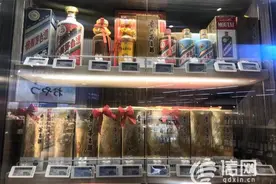 飞天茅台价格飞上天 青岛超市最便宜一瓶也要4598元图片