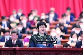 陈薇：疫情不息 冲锋不止图片