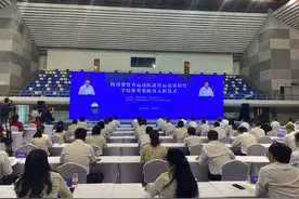 褪下战袍 四川退役运动员“解锁”新身份图片