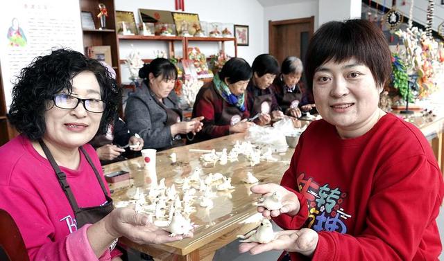 面塑刺绣土豆宴“老传统”焕发就业创业新气象